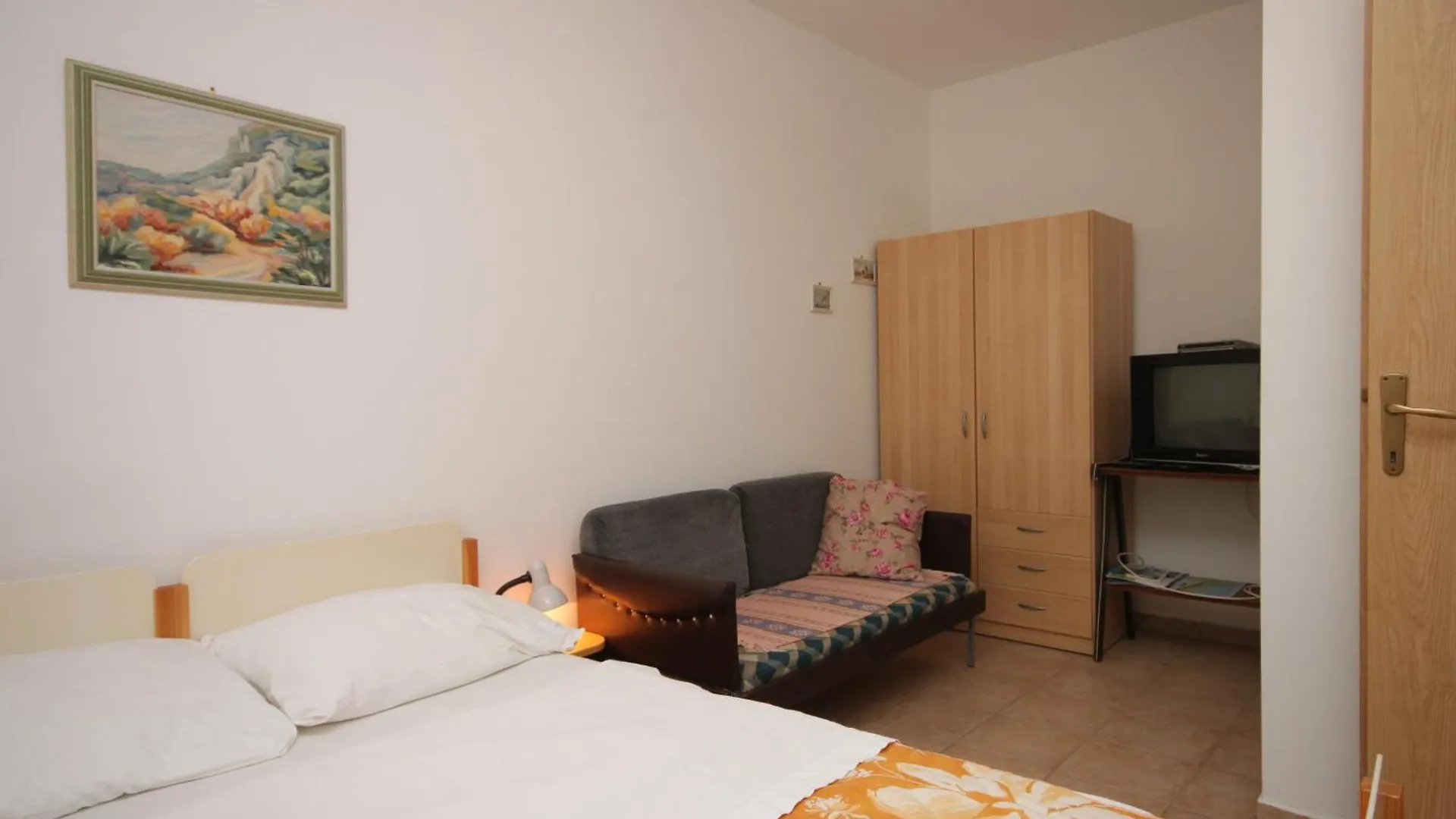 Apartments With Wifi Pomer, Medulin - 7294